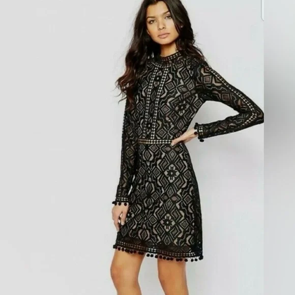 For Love of Lemons EUC black lace dress size XS - Picture 3 of 6